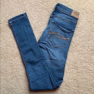 abercrombie and fitch jeans